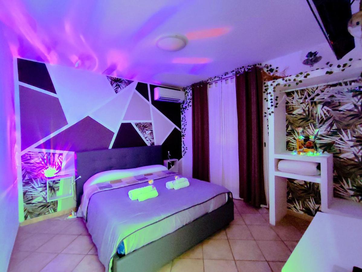 Casa Vacanze Isolotto Ізола-делле-Фемміне Екстер'єр фото