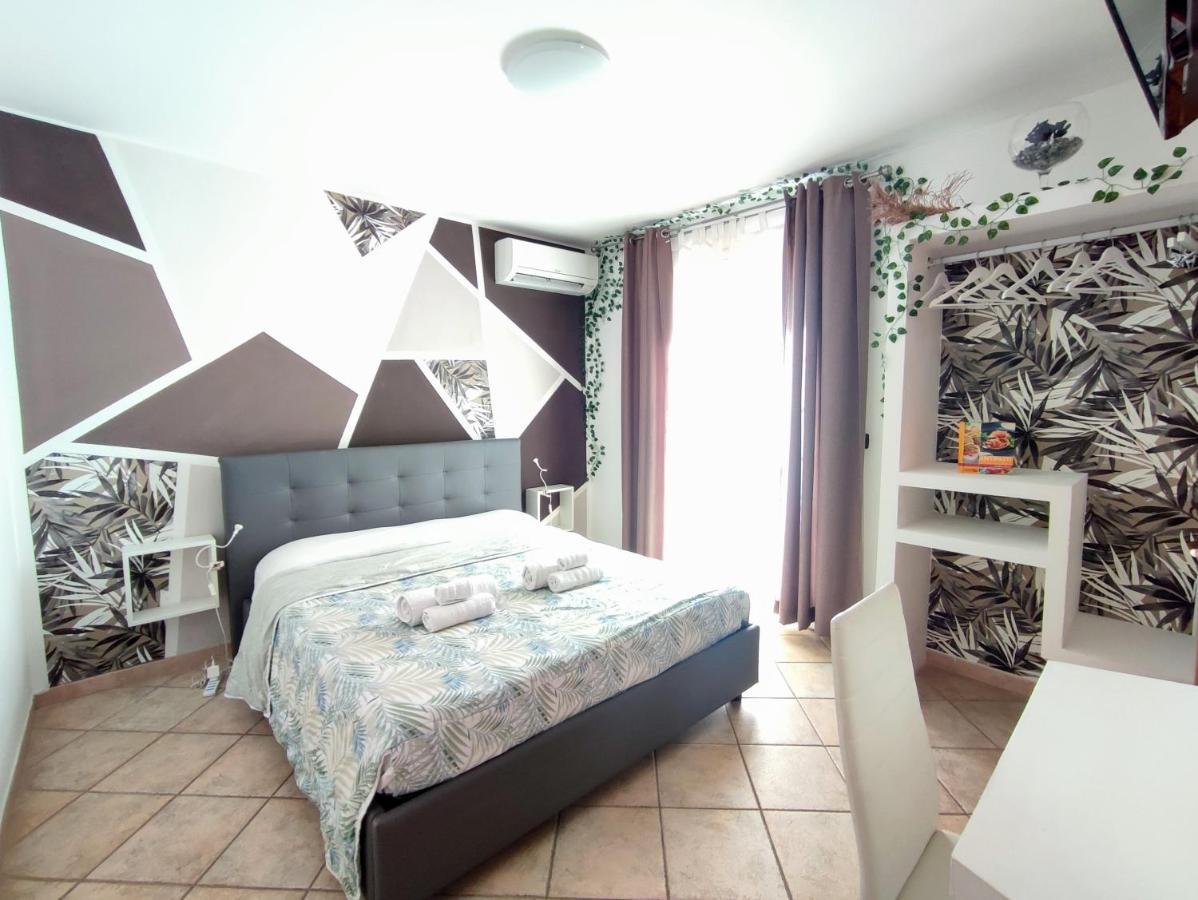 Casa Vacanze Isolotto Ізола-делле-Фемміне Екстер'єр фото