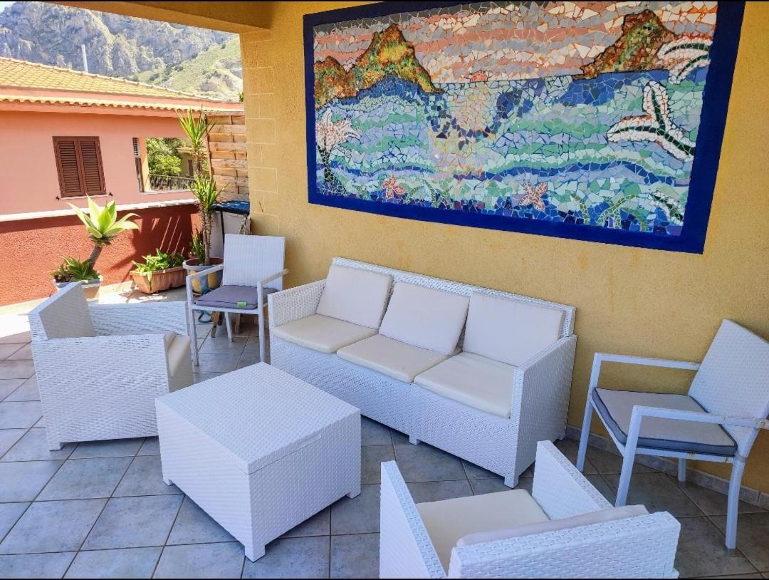 Casa Vacanze Isolotto Ізола-делле-Фемміне Екстер'єр фото